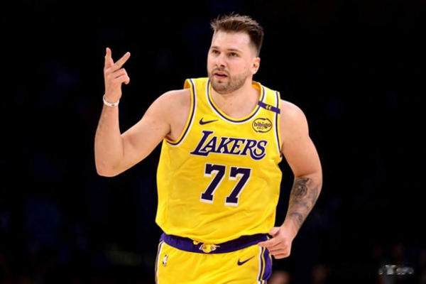 Một bài viết hiểu bộ phim gia hạn hợp đồng NBA: Doncic có thể không có hợp đồng 400 triệu, tại sao Jokic không vội vàng?