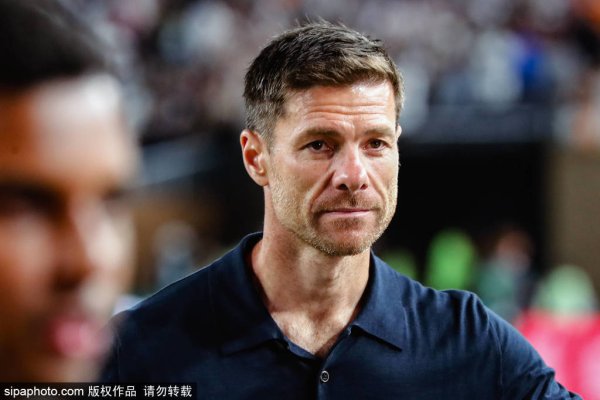 Từ nhà vô địch World Cup đến ứng cử viên huấn luyện viên Rea