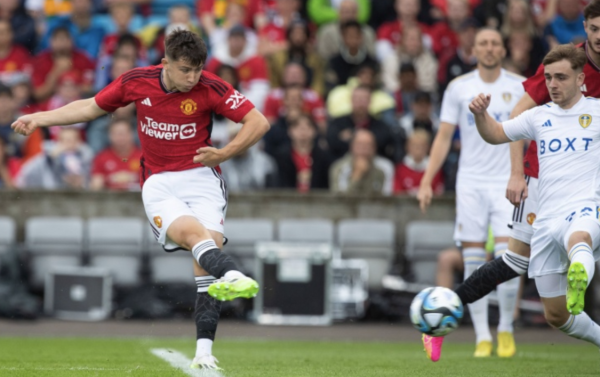 Thiếu niên Manchester United Dan Gore tham gia Rotherham một